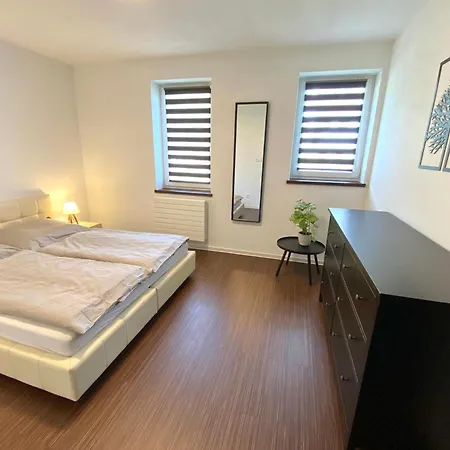 Psi Bouda Apartment *
